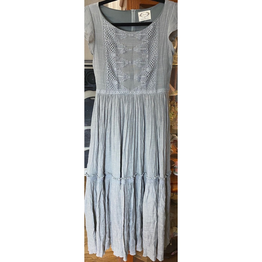 Mia Joy Joyfolie Maxi Dress Size 12 Grey Blue Crochet Lace Tiered Boho Flutter